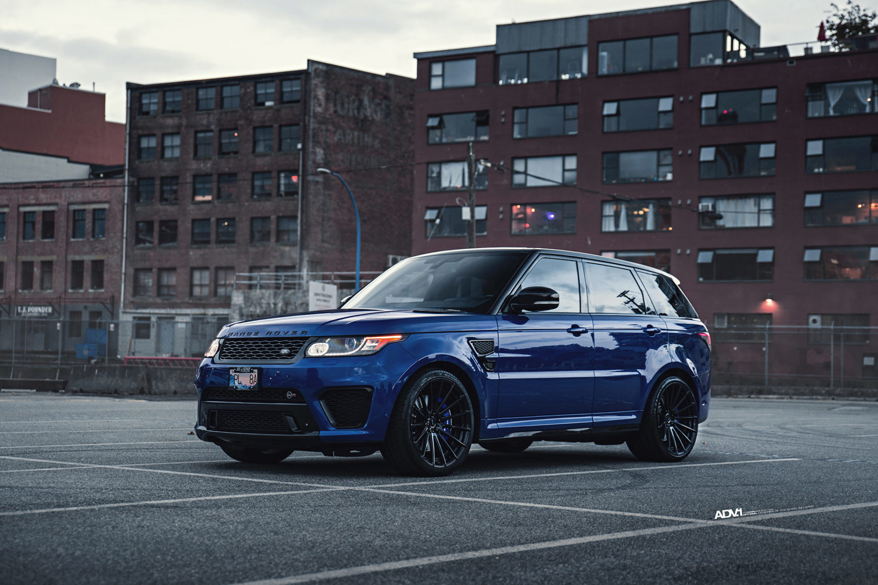 Range Rover SVR