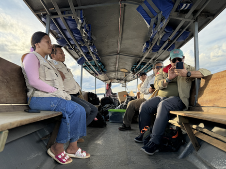 Local patrollers from Palma Real community in Peru. // CREDIT: Maia Galmés Feuer