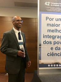 Prof. Ricardo Brito Oliveira