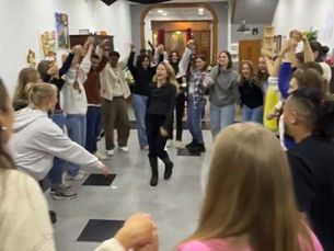 Dancing Stories: Discovering Connection Through a Ukrainian Wedding Dance Night 💃