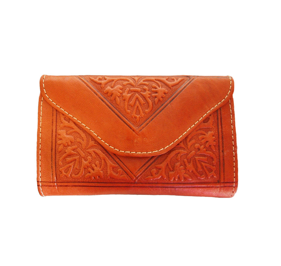 Thumbnail: Small Leather Tri-Fold Purse