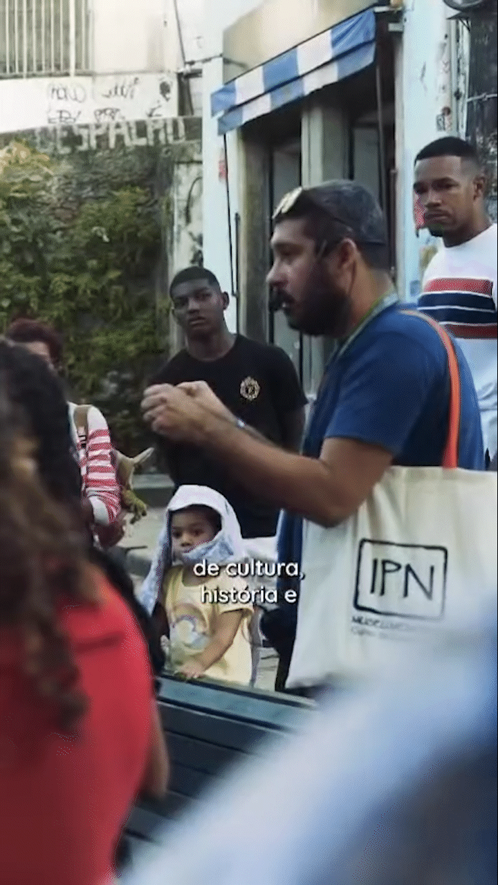 Afeto Ruim - Spotify Canva 1.gif