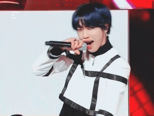 001f335d474c4a5cc60a7d3dc2d4bd73.gif