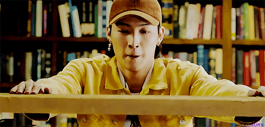 tumblr_pf7fwyYyQ61th3prso1_540.gif