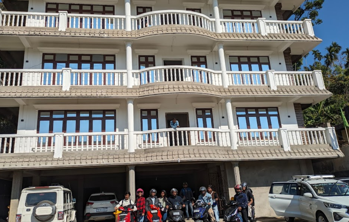 Apurna Guest House Dawki