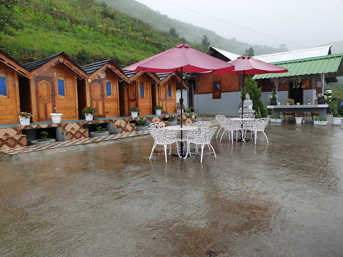 Anini Hut