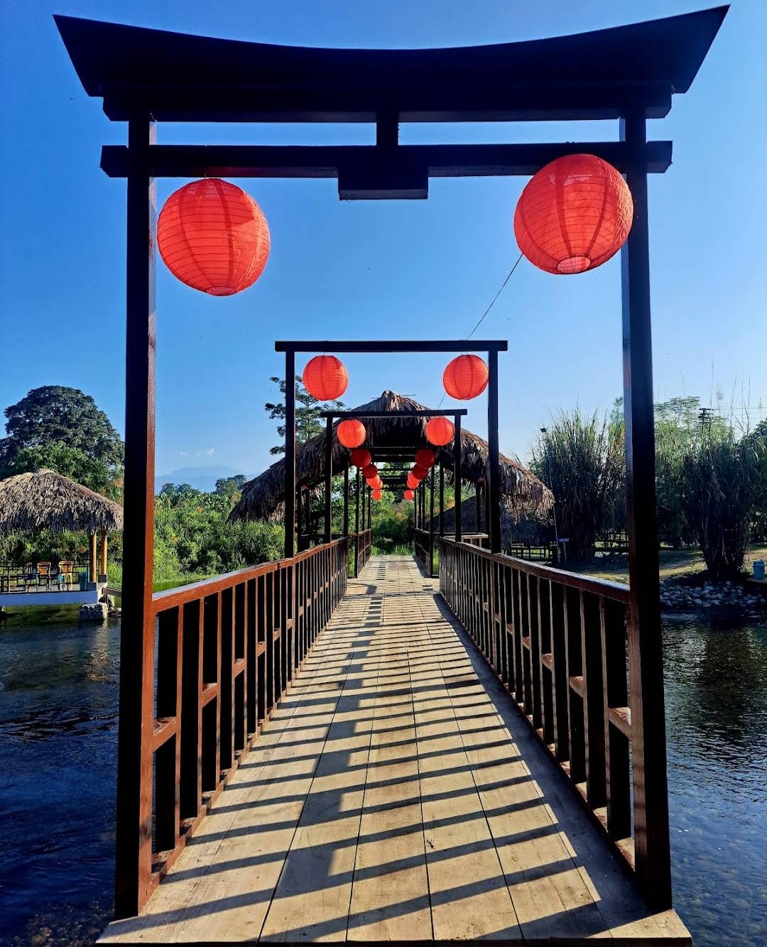 Saamkhey Resort bridge