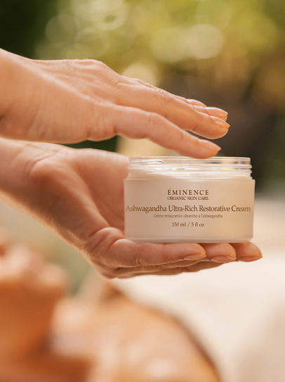 Thumbnail: Human hands clear bottle