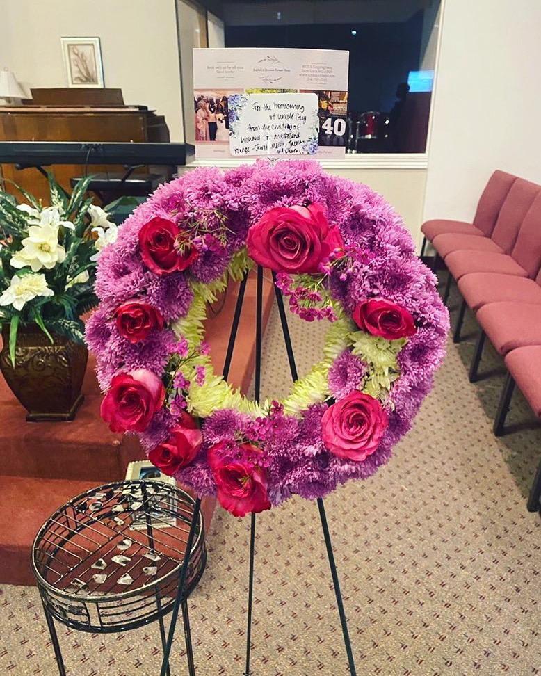 Thumbnail: Fresh Floral Wreath (small)