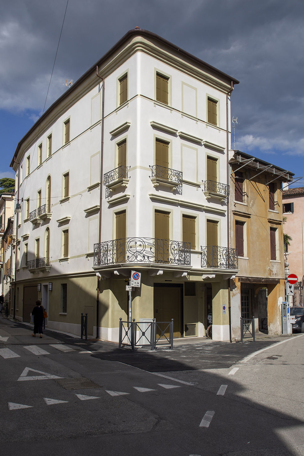 palazzetto in via Orsoline 1
