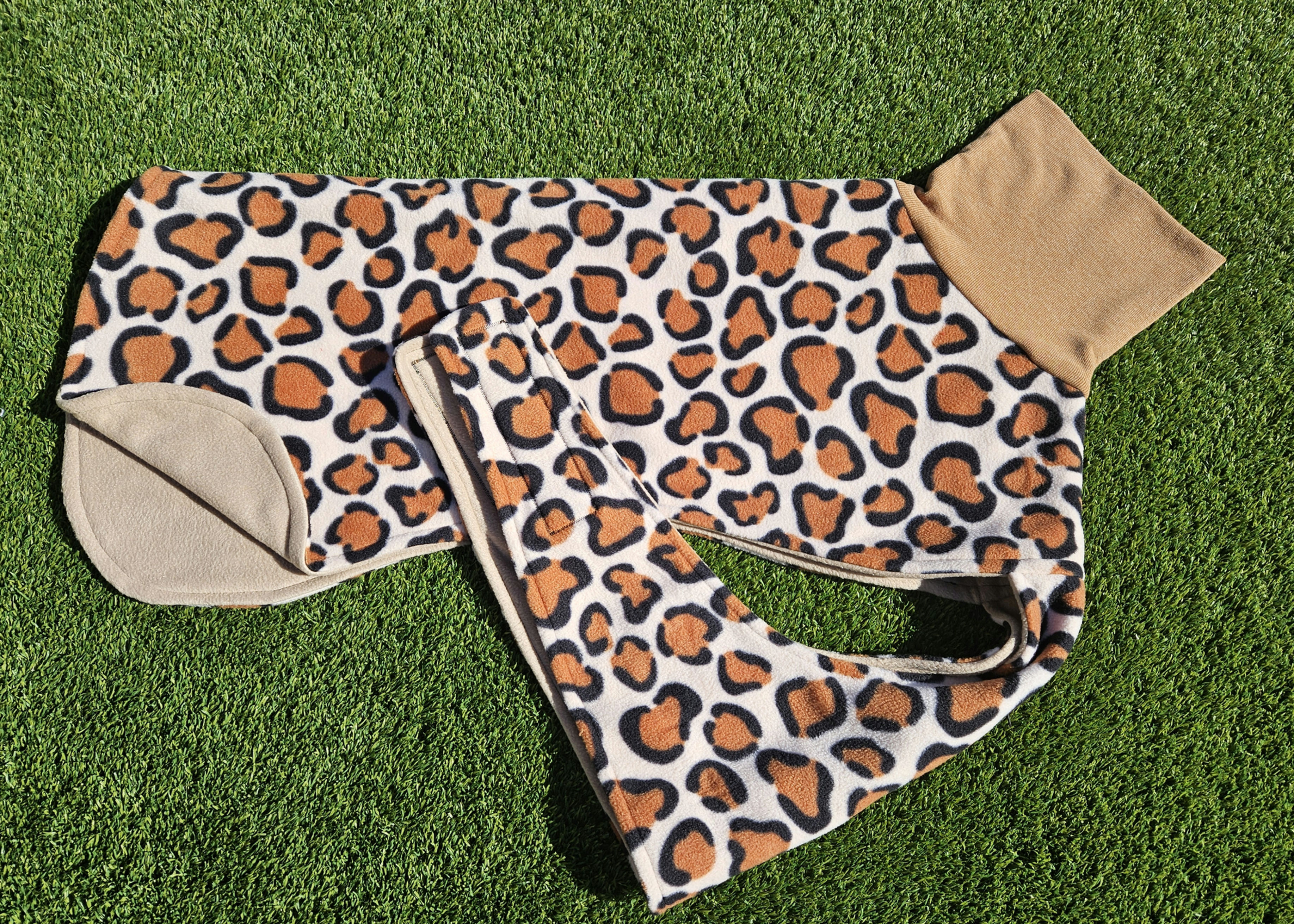 Leopard print - beige