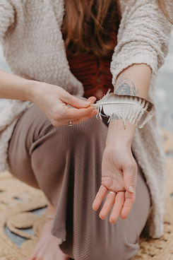 eva schneeberger mit der Feder