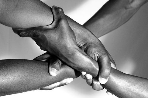 Hände die dich halten