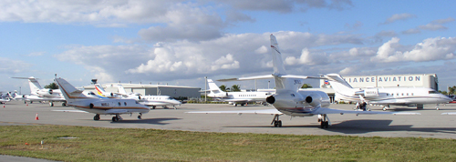 Aeropuerto ejecutivo de Tamiami • Tamiami Executive Airport