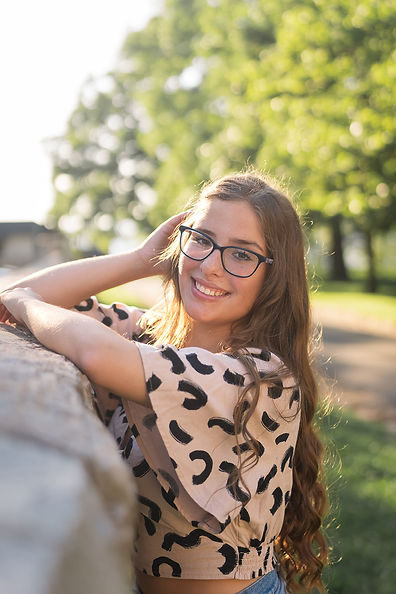 Sydney Downard Senior Session-88.jpg