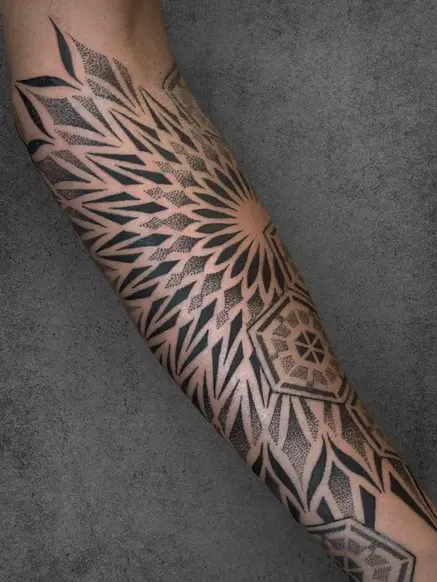 geometric tattoo for hand