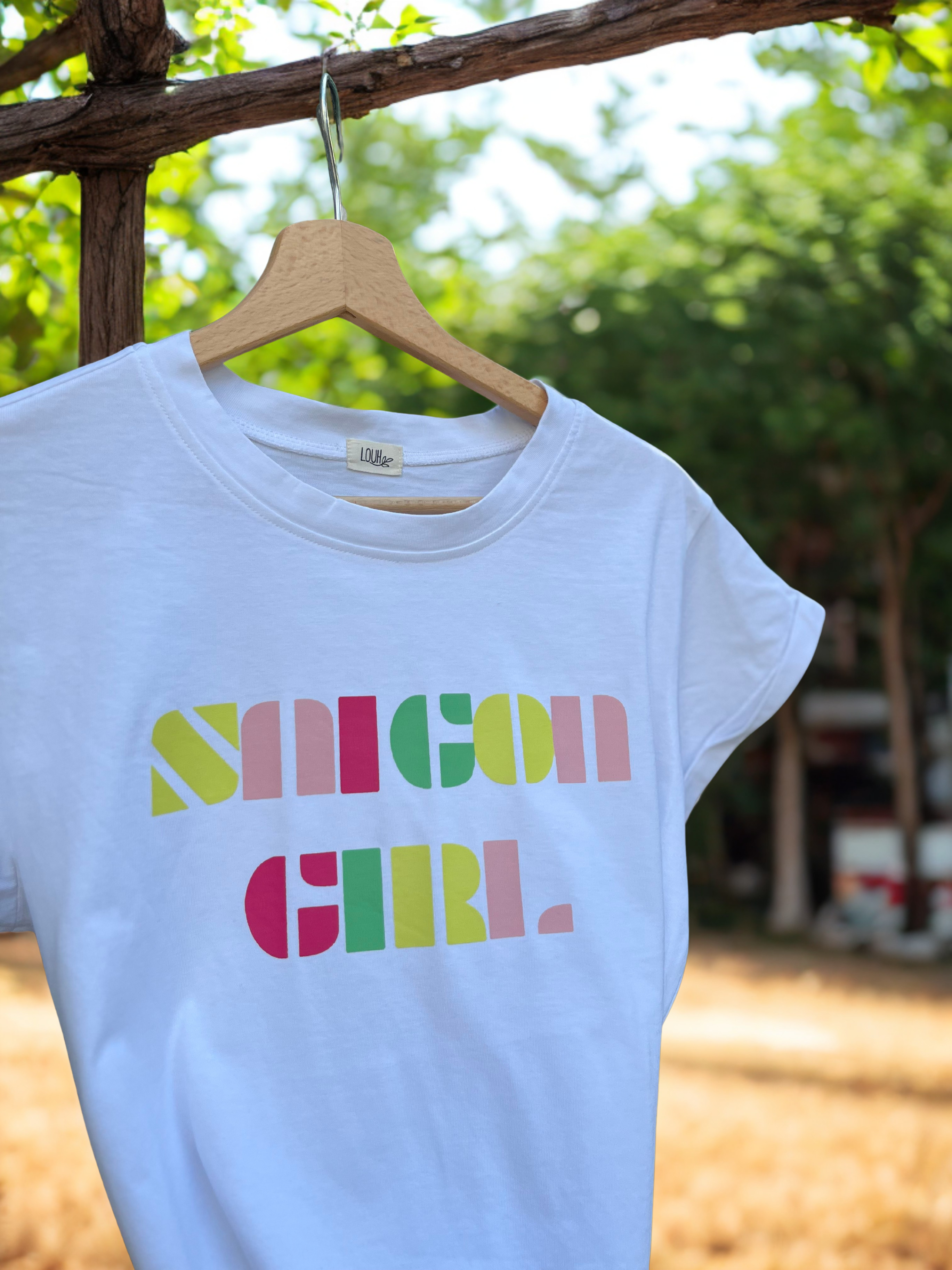 TEE-SHIRT SAÏGON GIRL white grunge