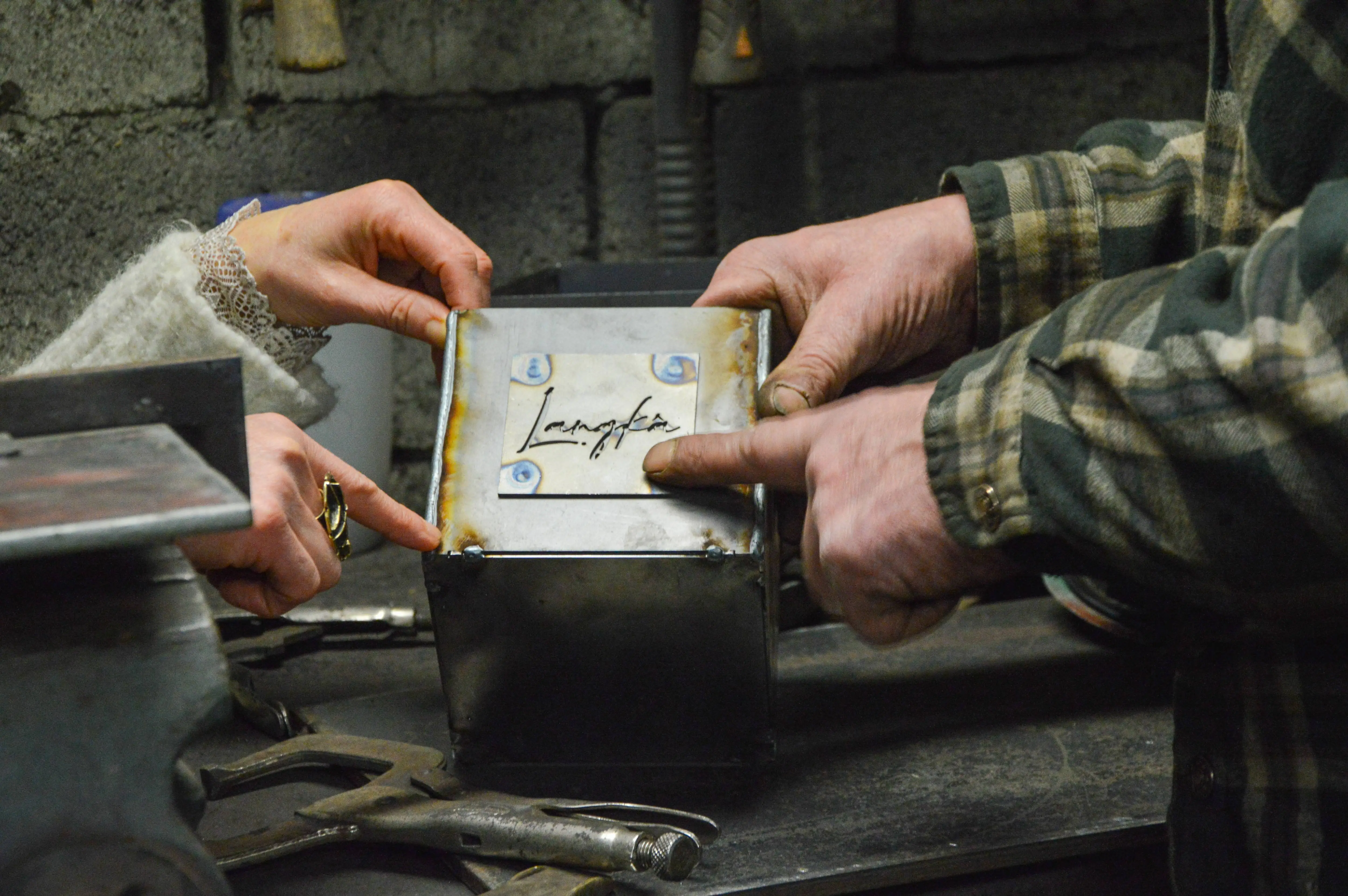 Vérification soudures Corten avec notre artisan local Belge