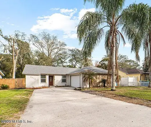 3975 St Isabel Dr E.webp