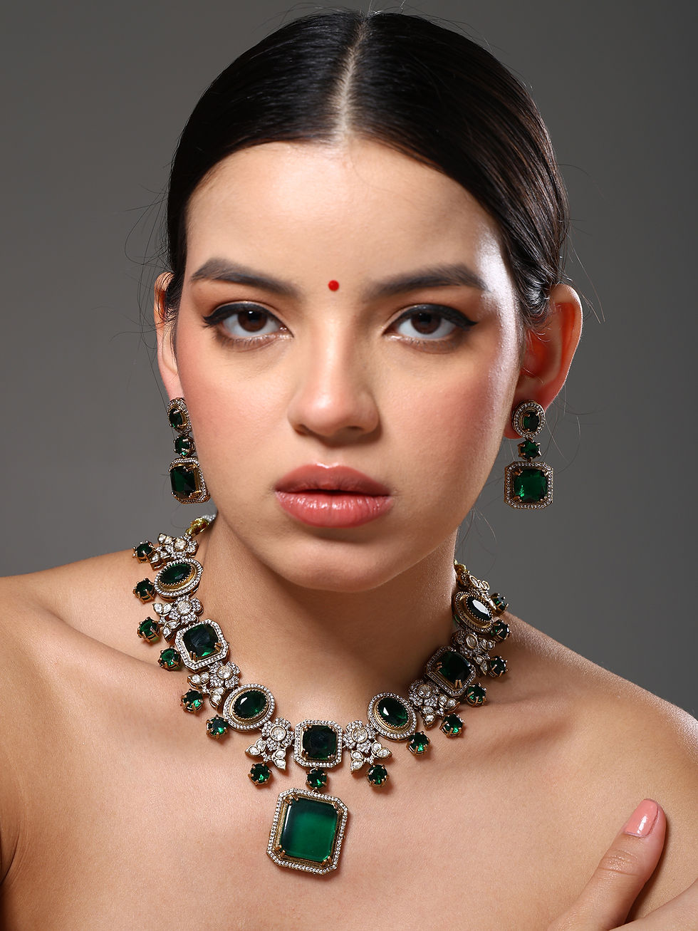 Thumbnail: Gold Plated Moissanite Kundan Traditional Necklace with Monalisa Stones