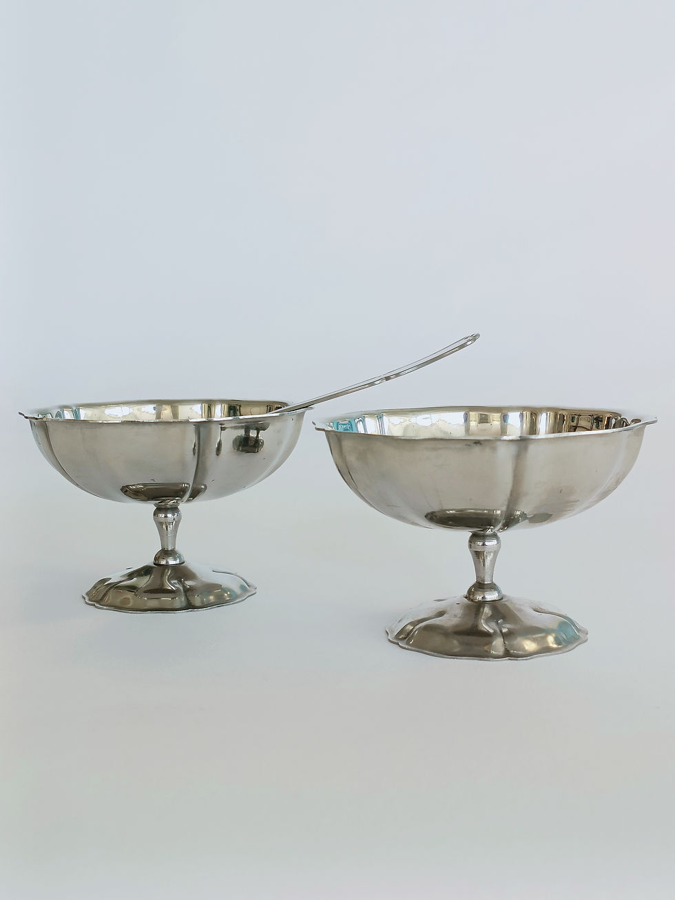 Thumbnail: Set of 6 silver coupes with spoon
