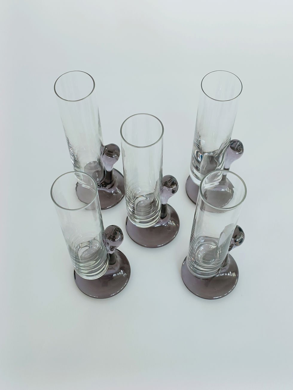 Thumbnail: Set of 5 heavy glasses with a drop-shaped detail
