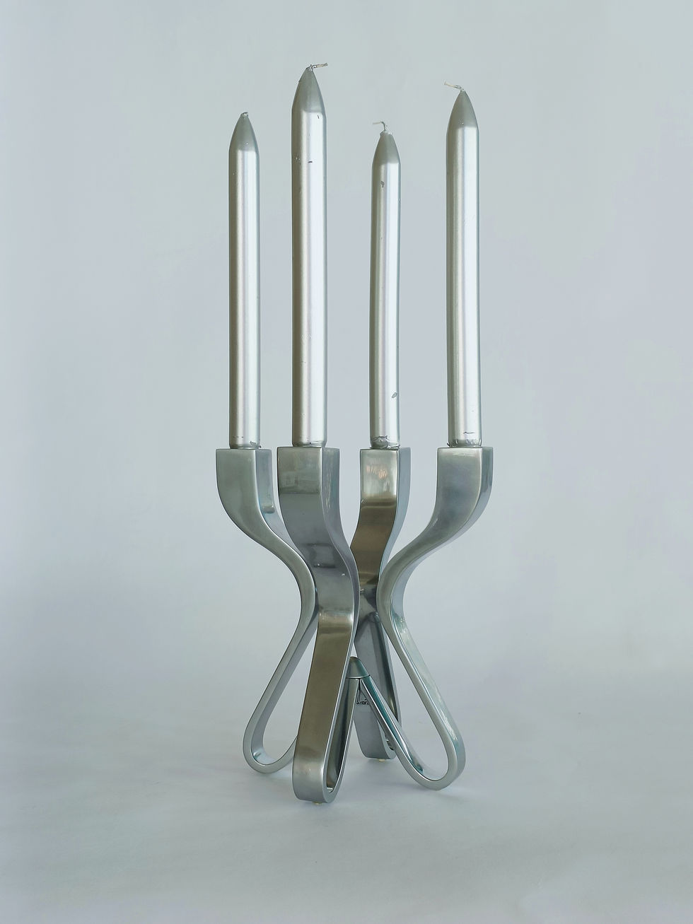 Thumbnail: Umbra silver candleholder by Karim Rashid
