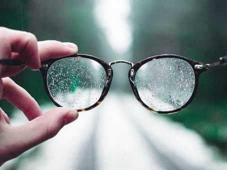 Should I do LASIK surgery while pregnant?