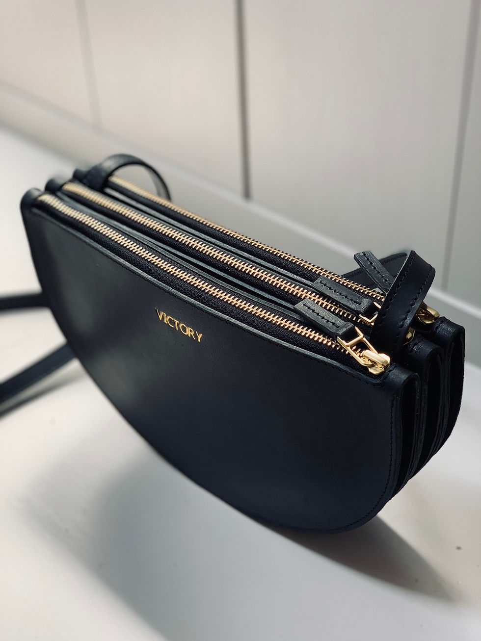 Thumbnail: VICTORY - Half-moon / Trio Crossbody