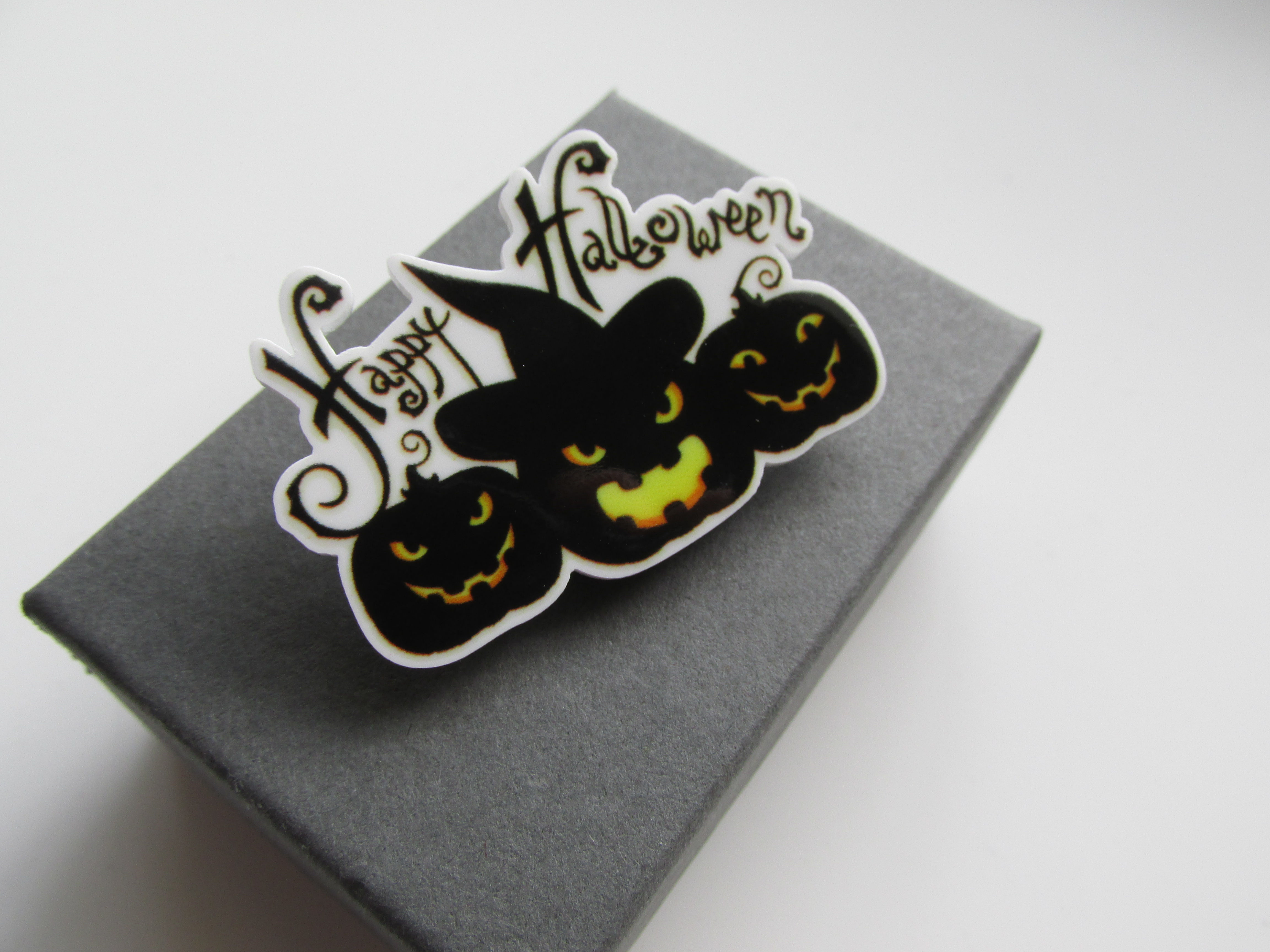 Handmade Happy Halloween Themed - Spooky Pumpkin  Brooch Tie/Lapel Pin