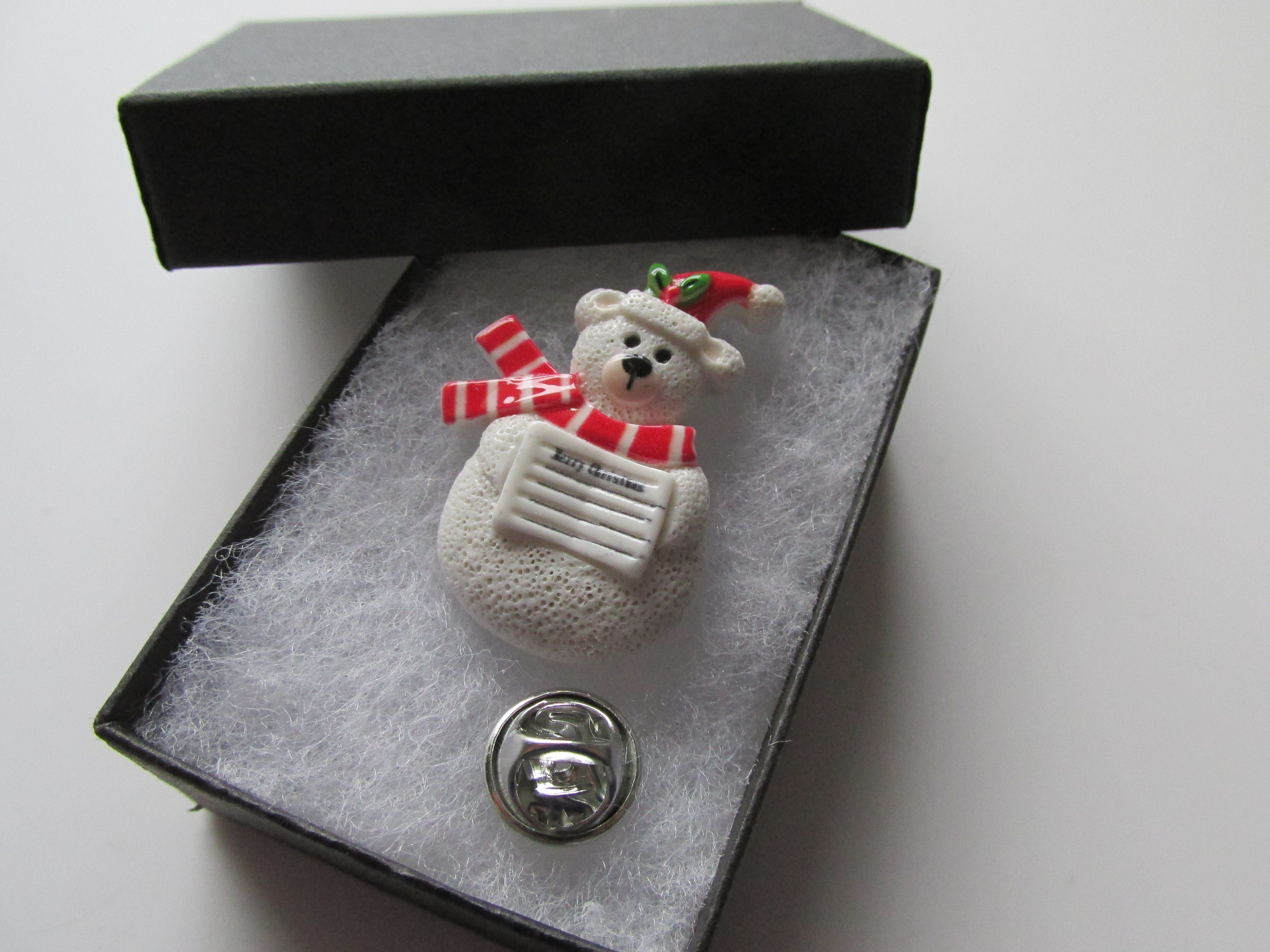 Handmade Christmas Themed - White Cute Polar Bear Brooch Tie/Lapel Pin