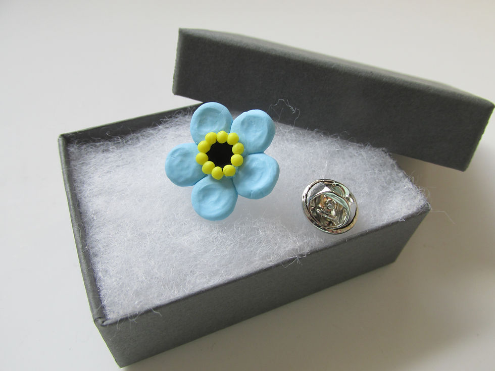 Thumbnail: Handmade Blue Forget Me Not Flower Tac Lapel Brooch Pin