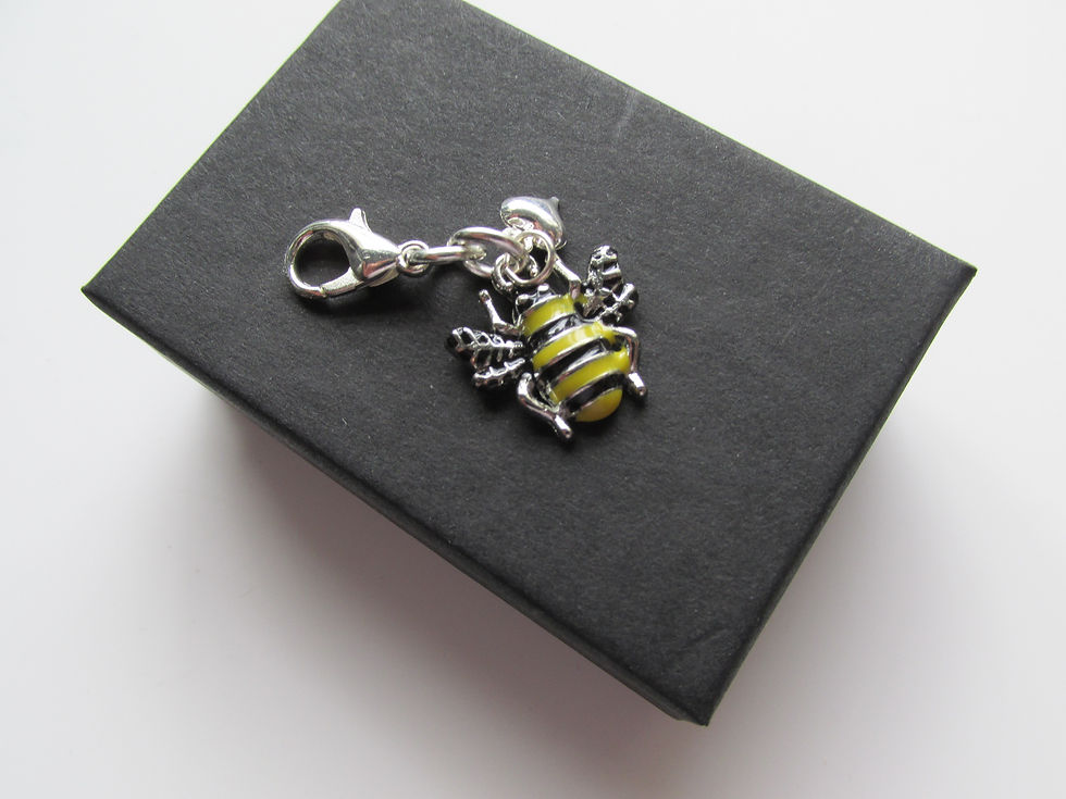 Thumbnail: Bumble Bee & Mini Heart Bracelet Keyring Purse Clip on Charm