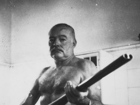 Perché Ernest Hemingway è ERNEST HEMINGWAY