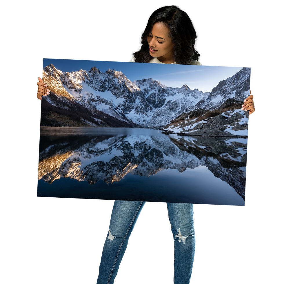Thumbnail: Woman holding a poster of a mountain lake