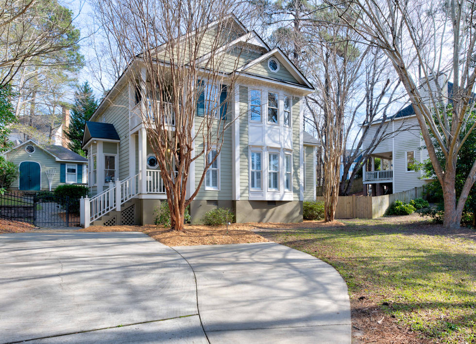 6033 Hampton Leas Exterior (3).jpg