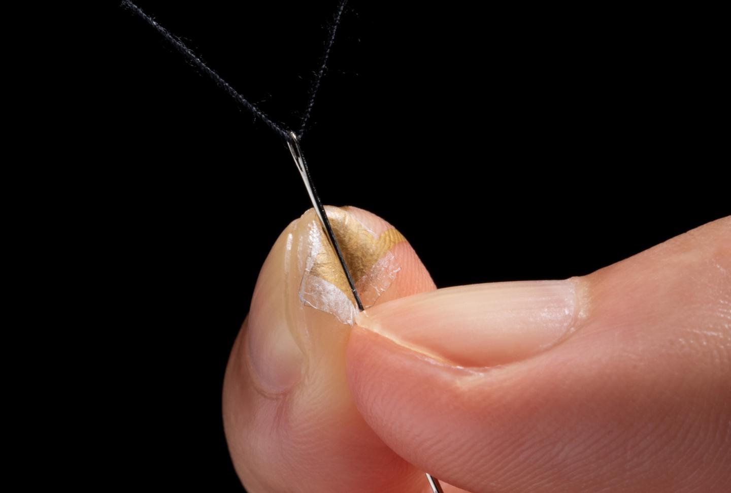 The polyurethane and gold sensor can resist shear forces and rubbing.