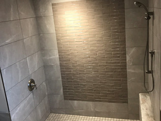 SHOWERS + TUBS