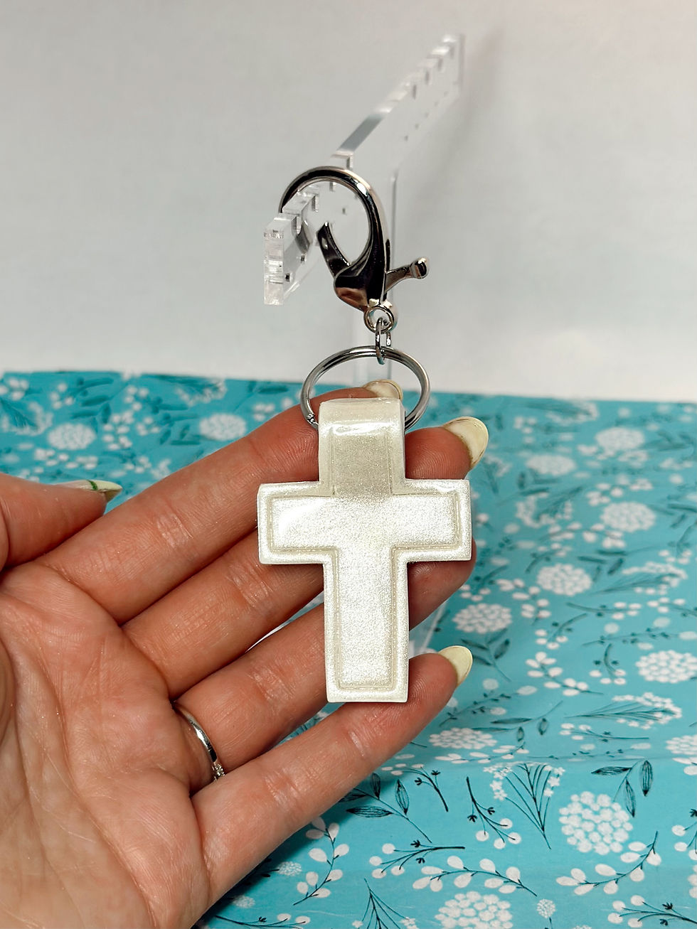 Thumbnail: Cross keychain 