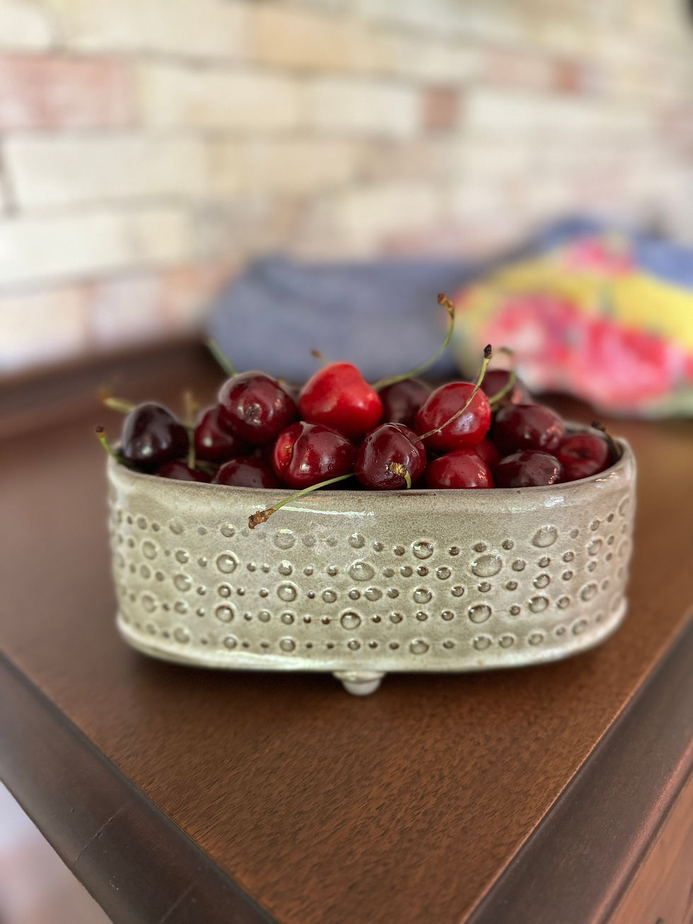 Thumbnail: String of Pearl Footed Dish