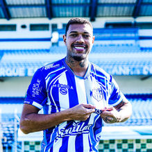 Zagueiro Vini Ed reforça a defesa do Esportivo