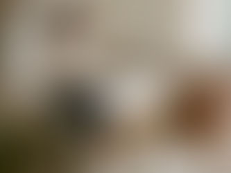 Personne assise qui ralentit sa respiration