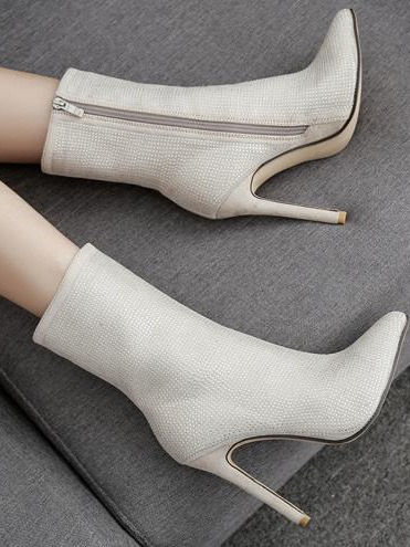 Thumbnail: Rhinestone Pointed Stiletto Boots 