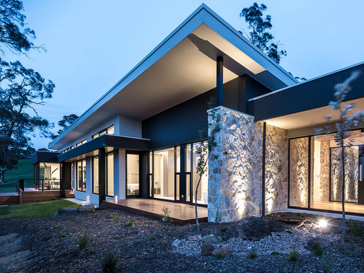 Embracing the Intricacies of Luxury Home Builders