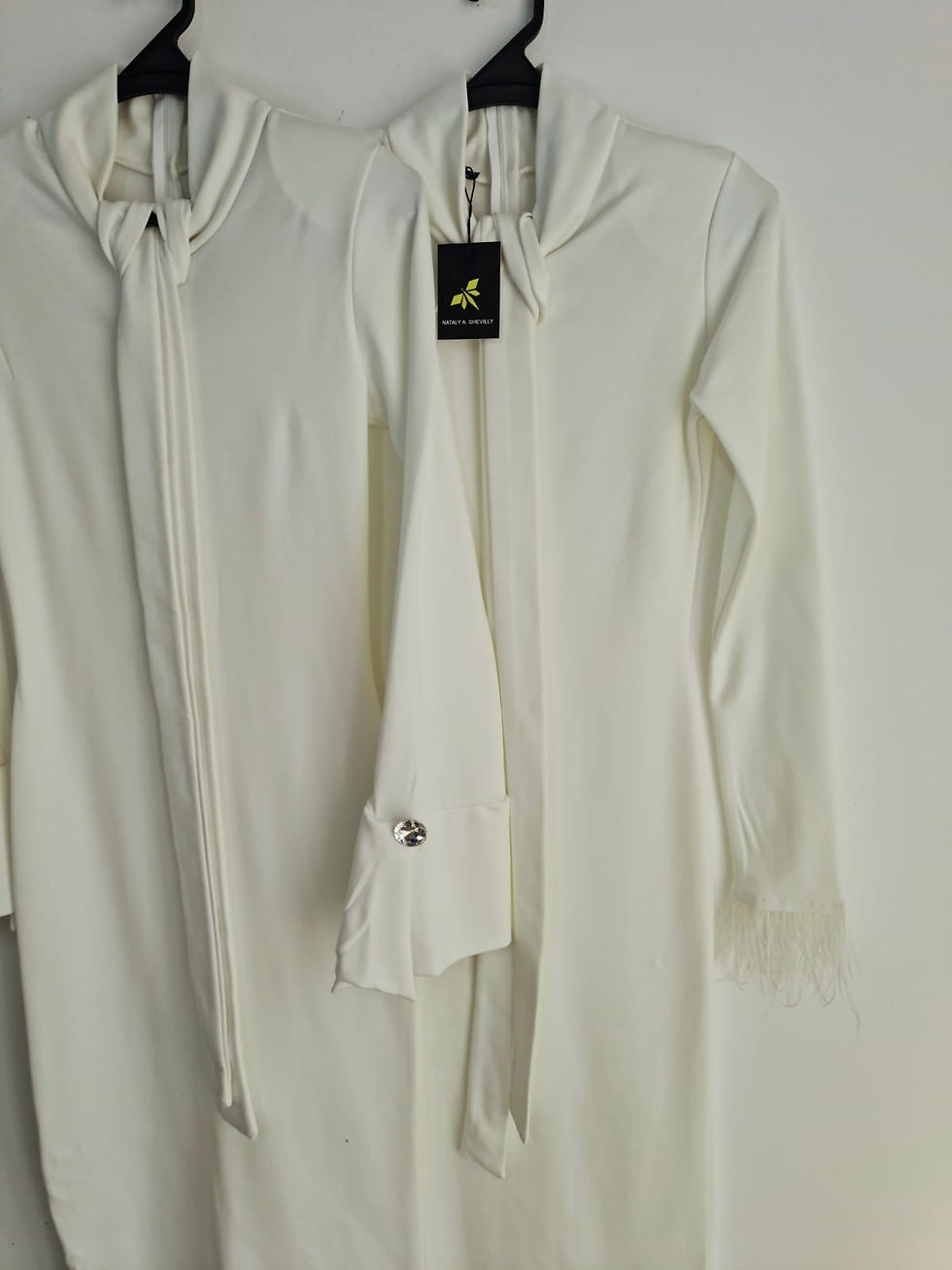 תמונה ממוזערת: שמלה צנועה לבנה