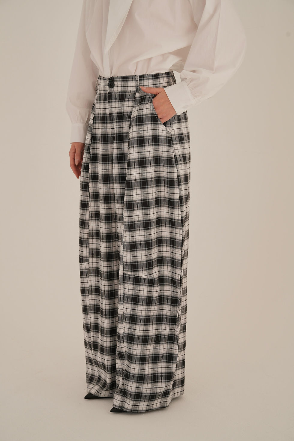 תמונה ממוזערת: מכנסי רוברט