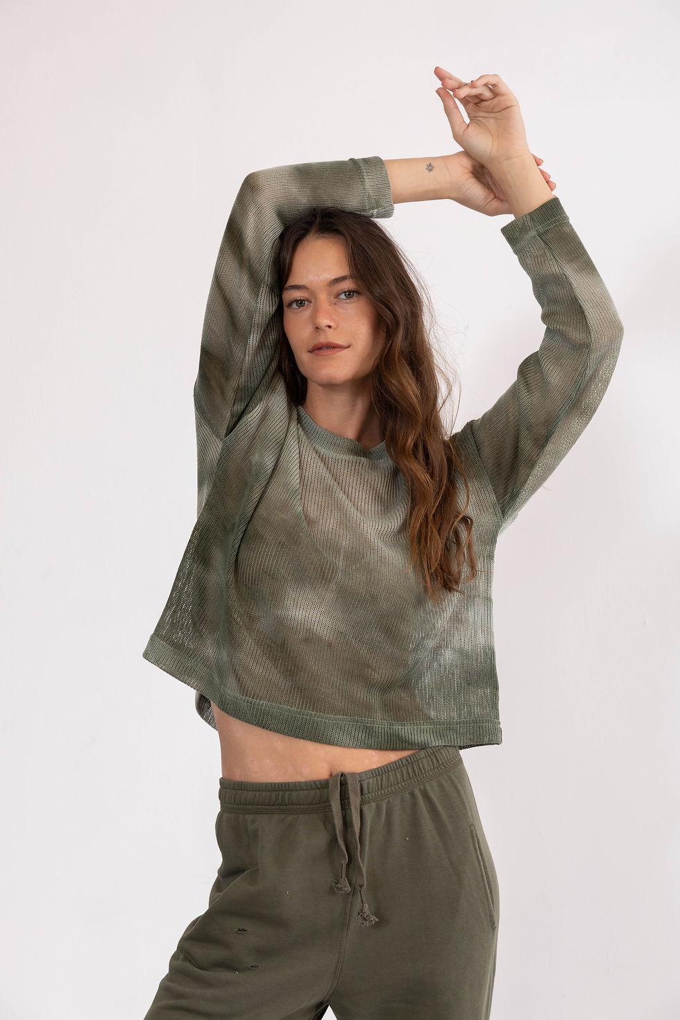 תמונה ממוזערת: חולצת סריג בטיק