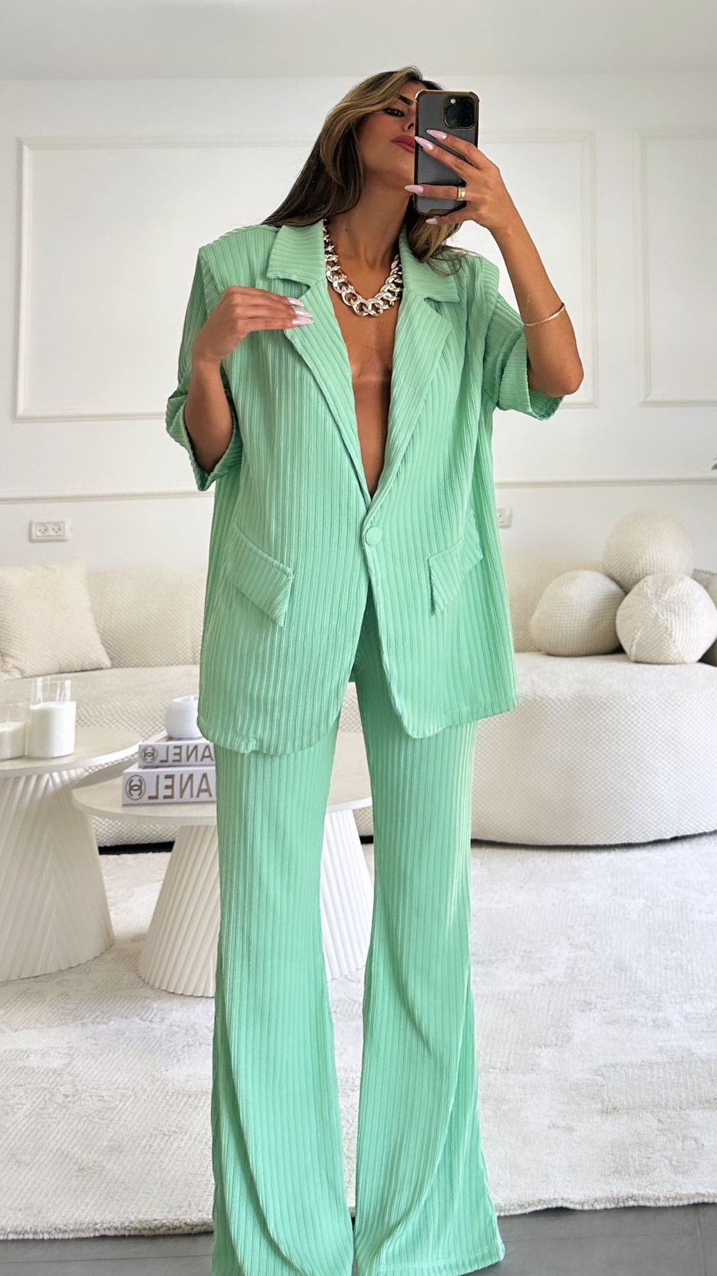 בגדים אונליין