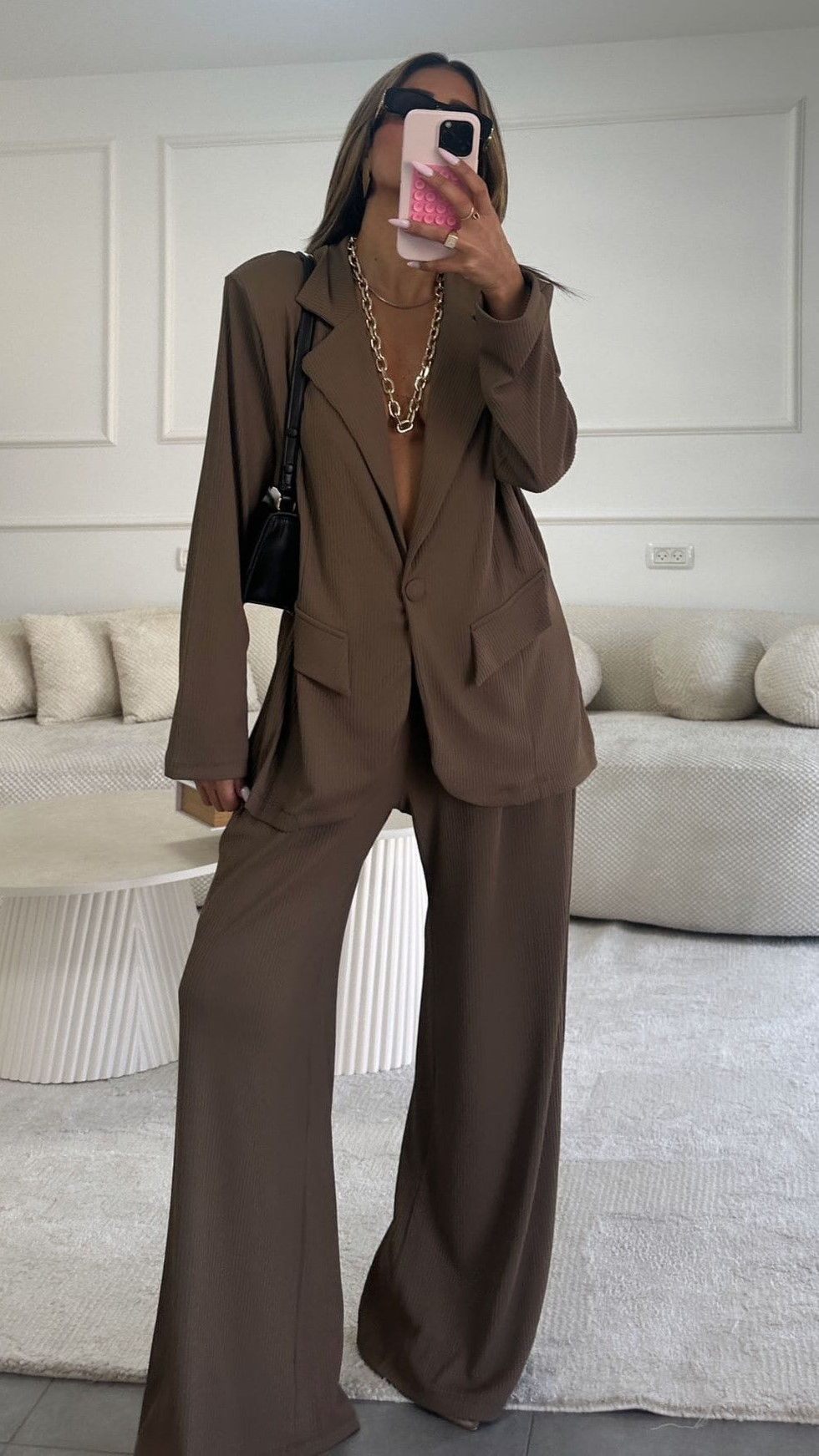 תמונה ממוזערת: חליפה מחוייטת אוברסייז לנשים חום