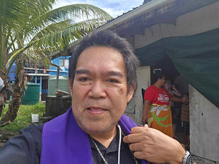 Why the Tuvaluans buried their dead in their homes